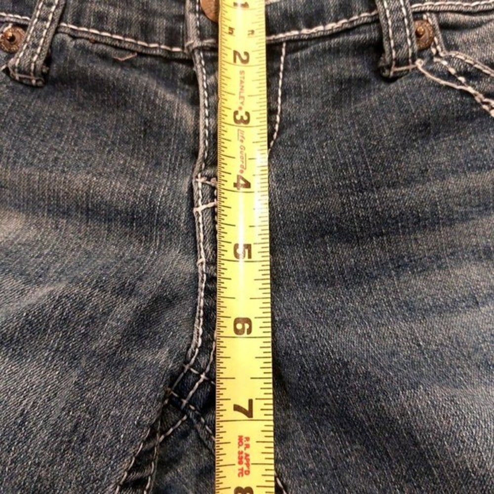 Ariya Capri Jeans Women's 3/4 Juniors Blue Denim Distressed Low Rise 28X24 - Picture 8 of 8
